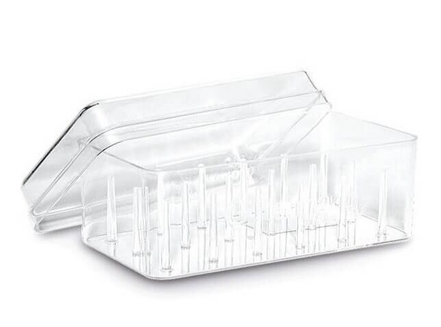 Box na 18 kusov nití - Gütermann