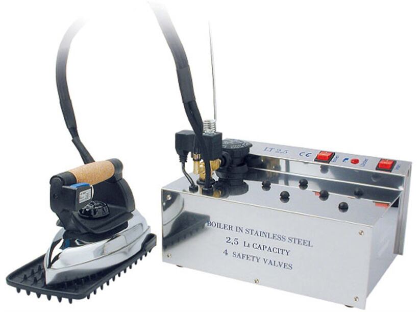 Žehlička Gemme s vyvíjačom pary PS05/B 2,5 l