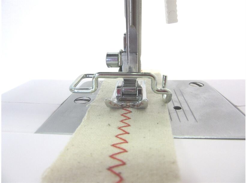 Chránič prstov pre šijacie stroje