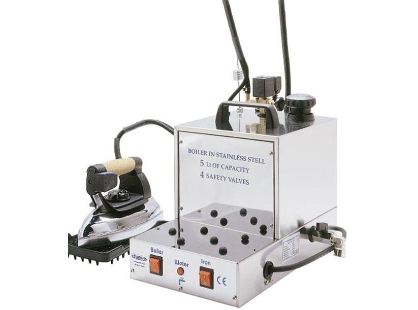 Žehlička Gemme s vyvíjačom pary PG027 5 l