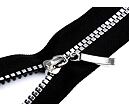 Kostěný zip šíře 5 mm délka 18 cm čtvercové zoubky - černý